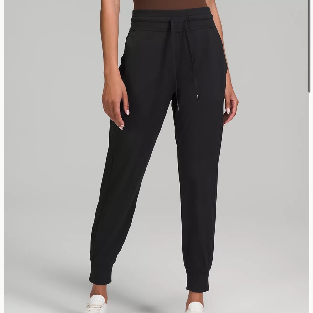 Lululemon Ready to Rulu Jogger